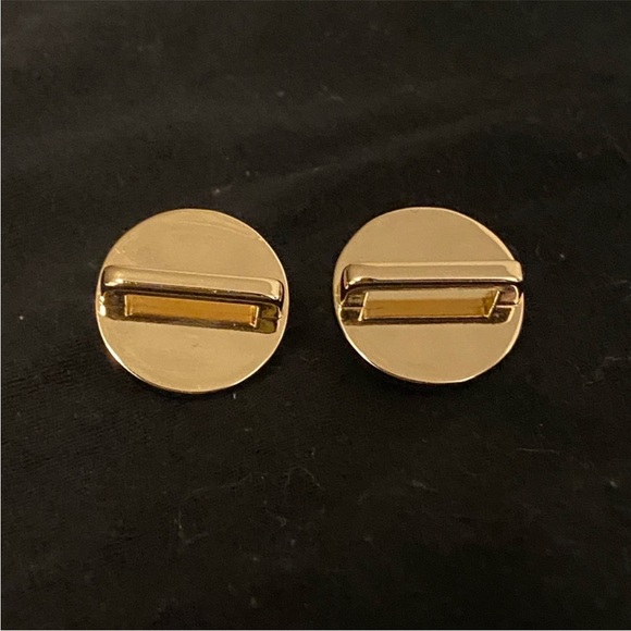 Chanel charm (2) - Picture 2 of 14